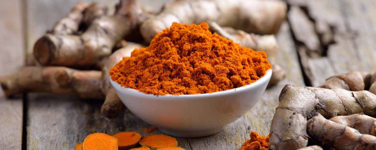 Hoạt chất curcumin trong nghệ được nghiên cứu và ứng dụng công nghệ nano trong bào chế.