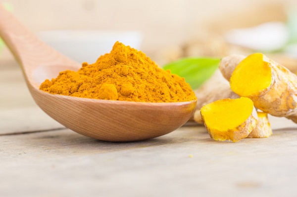 Curcumin có trong nghệ có tác dụng điều trị viêm loét dạ dày